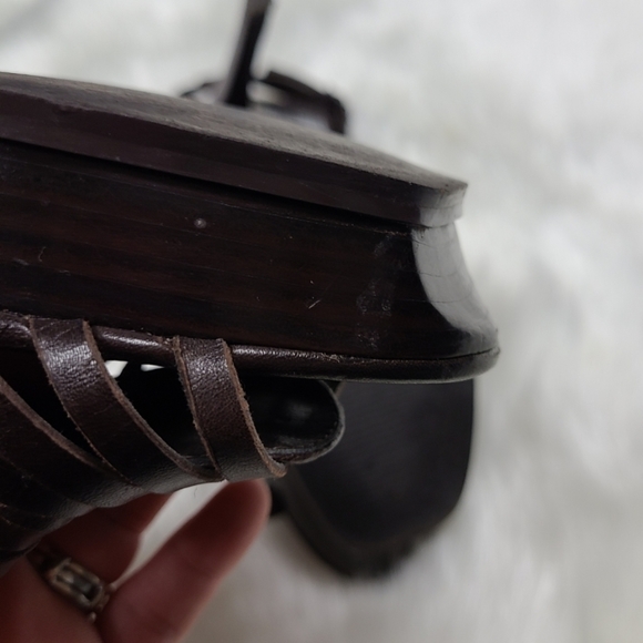 Guess "SHAYLEA"  Platform leather Stiletto Sandals Heels. - Picture 13 of 16